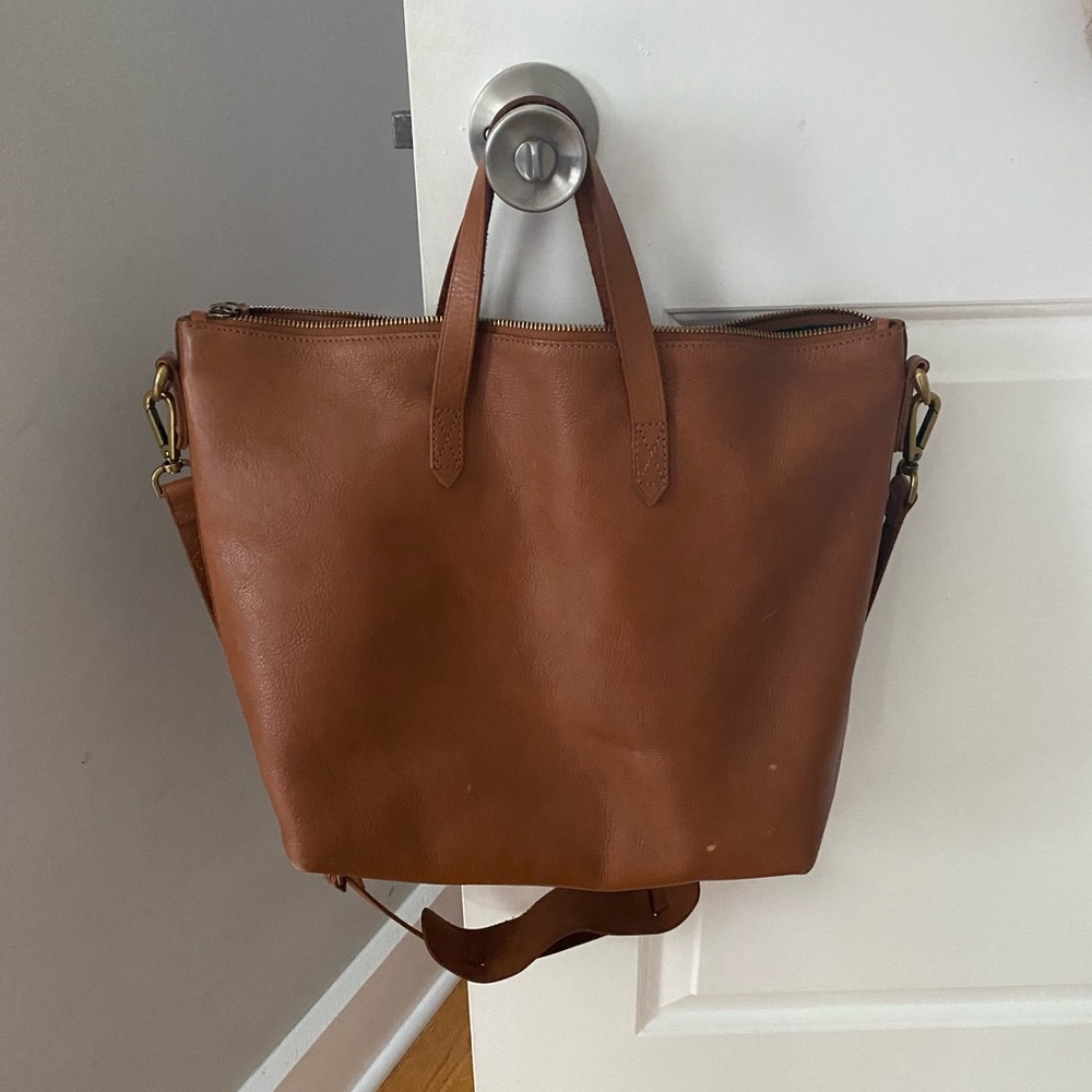 Madewell Zip Transport Tote in English Saddle
